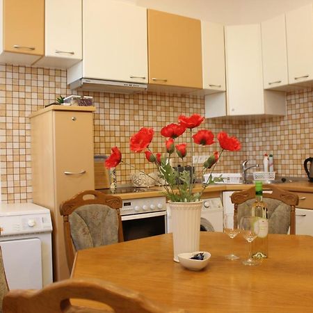 Vito Apartman เอ็กเกอร์ ภายนอก รูปภาพ